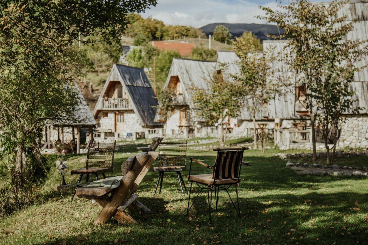 Eco Village Nevidio Poscenje エクステリア 写真